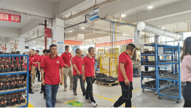 携手并进，共绘未来——热烈欢迎中山市江西商会企业家代表团莅临我司参观交流